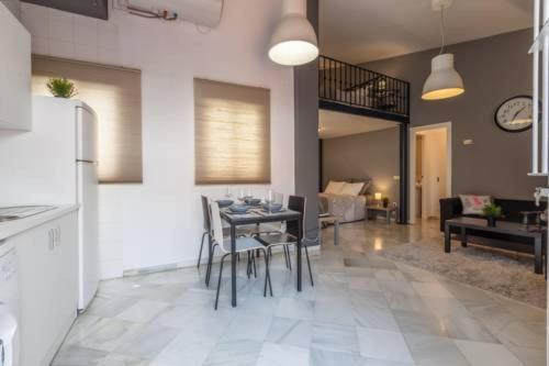Gavidia Center Premium Suites, Free Parking 세비야 외부 사진